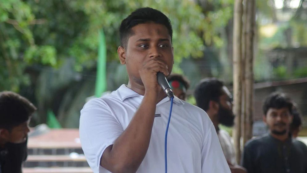 ঢাকা বিশ্ববিদ্যালয় নিয়ে সমন্বয়ক হাসনাতের ১৪ দাবি