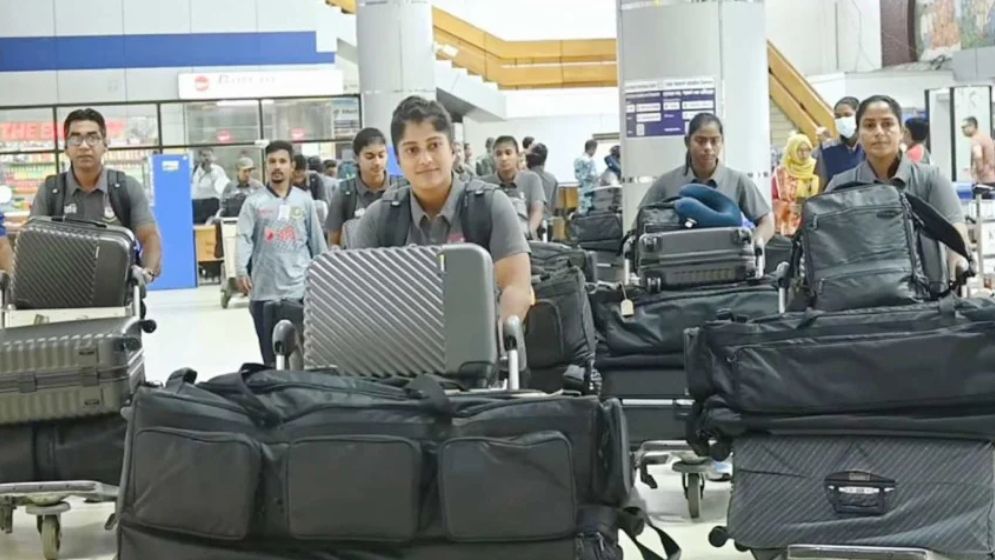 বিশ্বকাপ খেলতে দেশ ছাড়ল বাংলাদেশ নারী দল