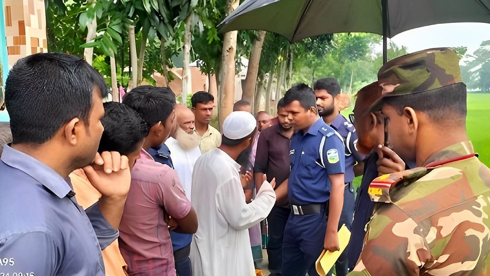 নামাজ পড়ানো নিয়ে ভাতিজার থাপ্পড়ে চাচার মৃত্যু