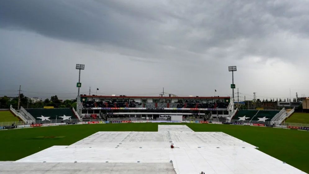 আলোক স্বল্পতায় বন্ধ পিন্ডি টেস্ট