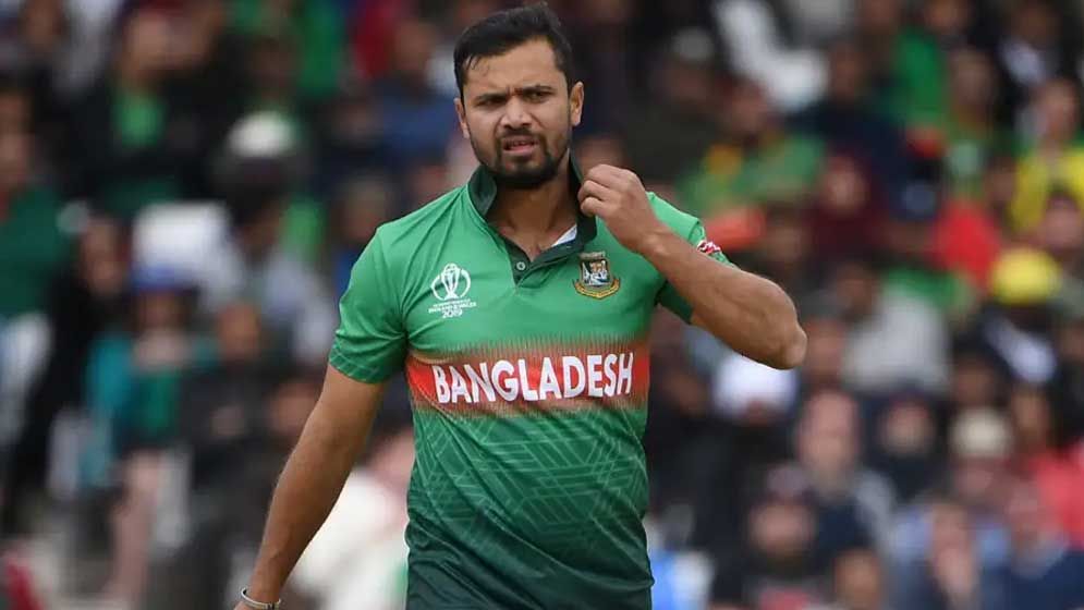 ২২ গজে ফিরছেন মাশরাফী