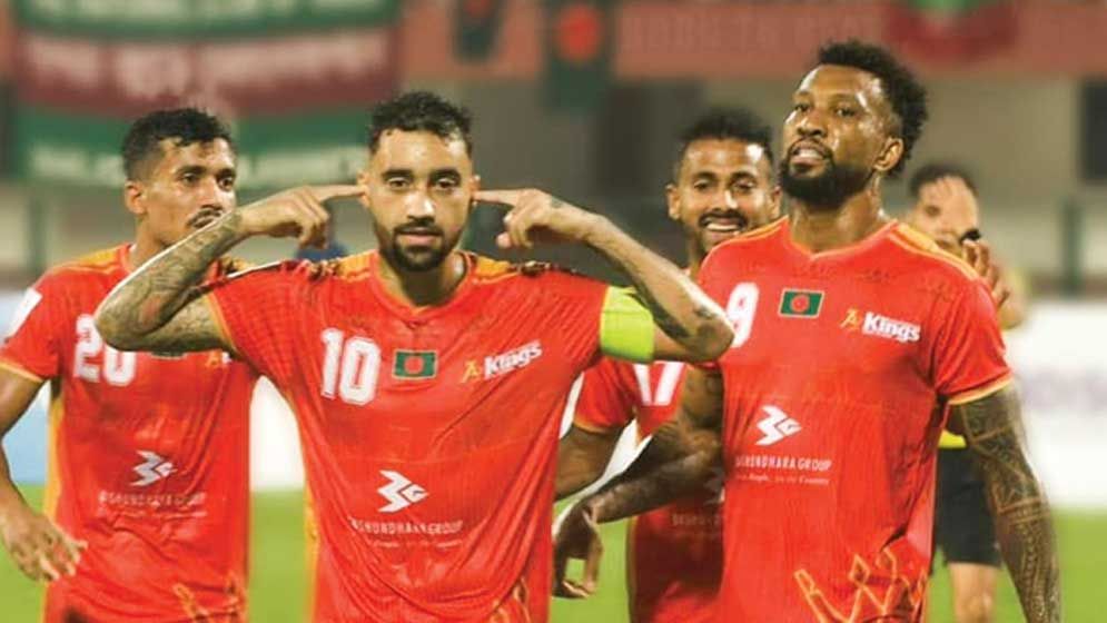 আগামী মাসে শুরু ঘরোয়া ফুটবল