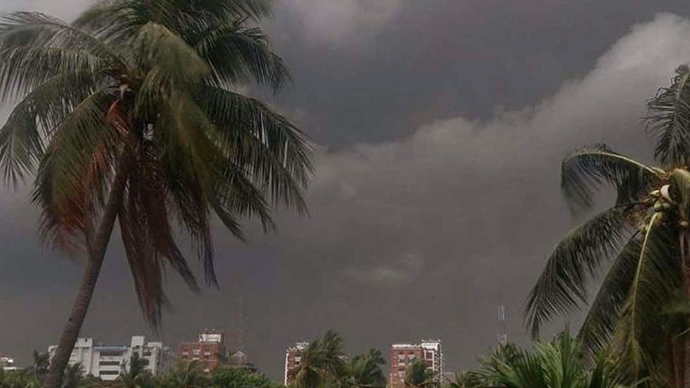 ৮০ কিলোমিটার বেগে ঝড়ের আভাস