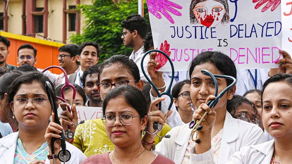 পশ্চিমবঙ্গে কাজে ফেরার ঘোষণা চিকিৎসকদের
