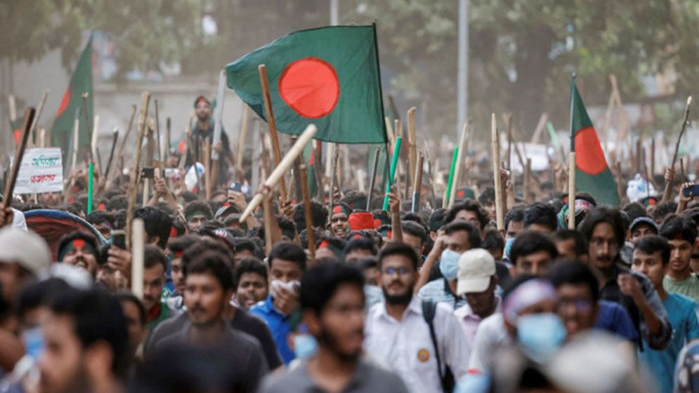 ছাত্র রাজনীতি: নিষিদ্ধ নয়, শুদ্ধতায় সমাধান