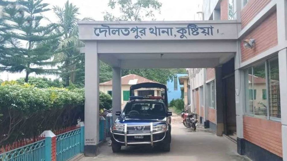 চাঁদাবাজিকে কেন্দ্র করে বিএনপির দুই গ্রুপের সংঘর্ষে আহত ১০