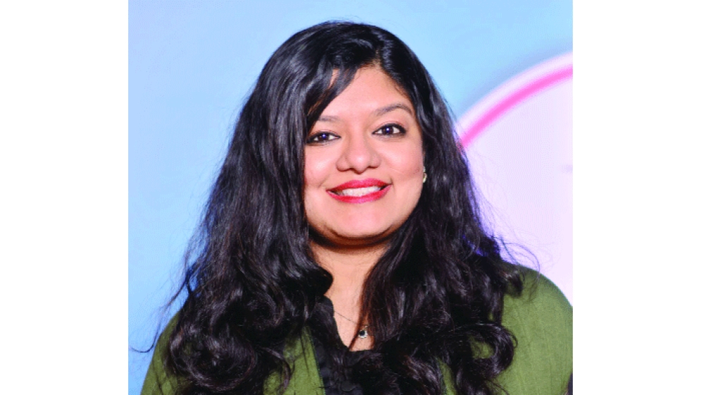 এলিটার কণ্ঠে নতুন গান