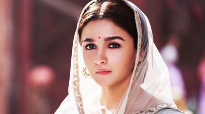 আলিয়ার জীবনে বড় রদবদল