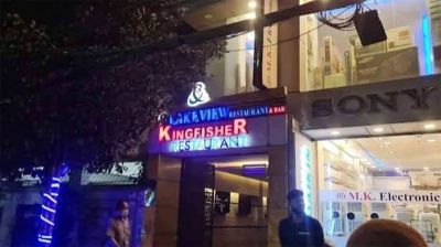  বিপুল পরিমাণে বিদেশি মদ মিলল সেপটিক ট্যাংকে