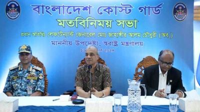 প্রতিবেশী দেশে ইলিশ-সার চোরাচালানের ঝুঁকি: স্বরাষ্ট্র উপদেষ্টা