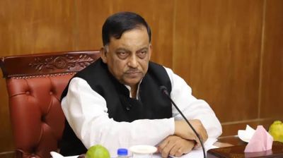 সাবেক স্বরাষ্ট্রমন্ত্রীর সম্পদের তথ্য চেয়ে ৪ অফিসে চিঠি