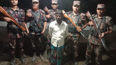 লালমনিরহাট সীমান্তে ভারতীয় নাগরিক আটক