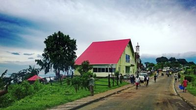 সংকটে সাজেকে আটকে পড়া দেড় হাজার পর্যটক  
