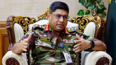 সেনাবাহিনী অন্তর্বর্তী সরকারকে পূর্ণ সমর্থন দিয়ে যাবে: সেনাপ্রধান