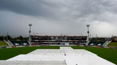 আলোক স্বল্পতায় বন্ধ পিন্ডি টেস্ট