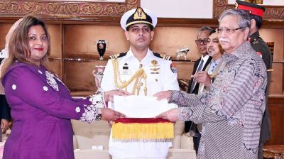 রাষ্ট্রপতির কাছে মালদ্বীপের হাইকমিশনারের পরিচয়পত্র পেশ