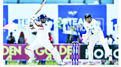  জমে উঠেছে গল টেস্ট