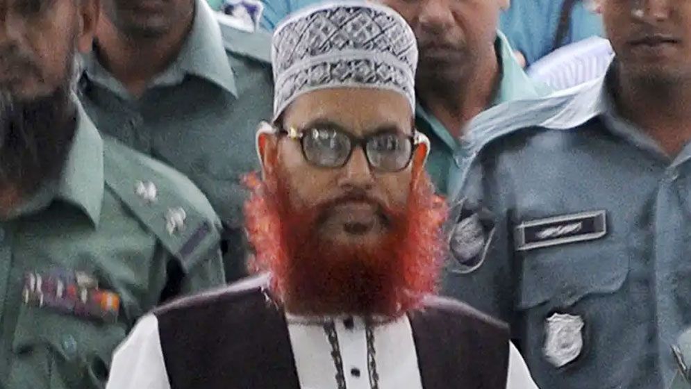 বাবা দেলাওয়ার হোসাইন সাঈদীকে নিয়ে ফেসবুকে যা লিখলেন মাসুদ সাঈদী
