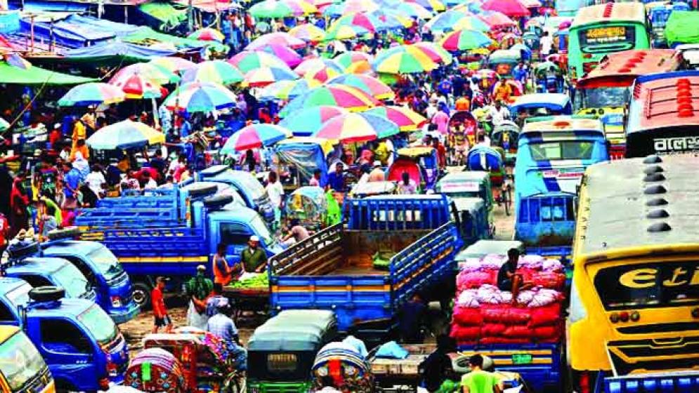 সড়কে শৃঙ্খলা নেই ৭ কারণে