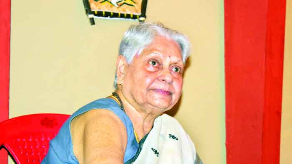 মা হারালেন জয়া বচ্চন