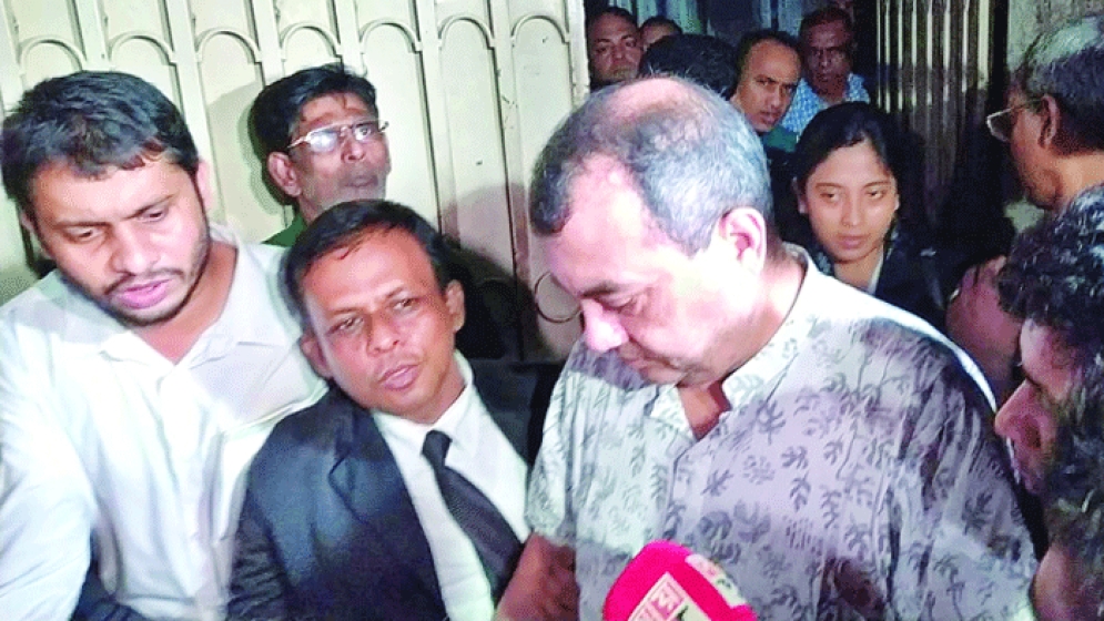 সজ্জন রাজনীতিক সাবের হোসেন চৌধুরী মুক্ত