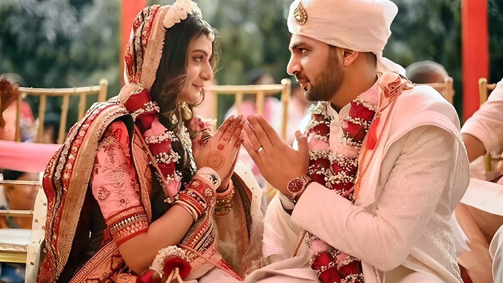 চুপি চুপি বিয়ে করলেন অভিনেত্রী স্বীকৃতি মজুমদার