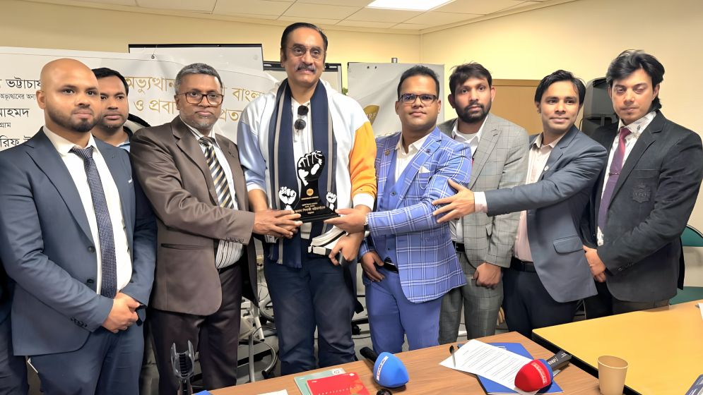 পাঁচ সিকার ছাগল চিনতে না পারলে রক্ত দেয়া থামবে না: পিনাকী ভট্টাচার্য