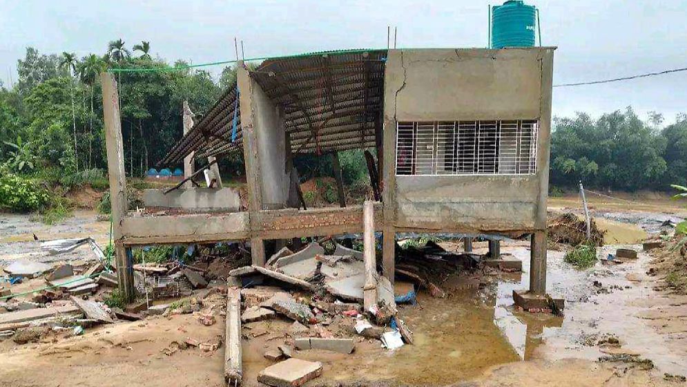 শেরপুরে বন্যার পানি কমছে, কৃষি ও মৎস্য খাতে বিপুল ক্ষতি