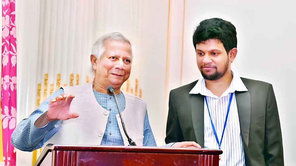 নির্বাচন কমিশন পুনর্গঠনে শিগগিরই সার্চ কমিটি গঠন: মাহফুজ আলম