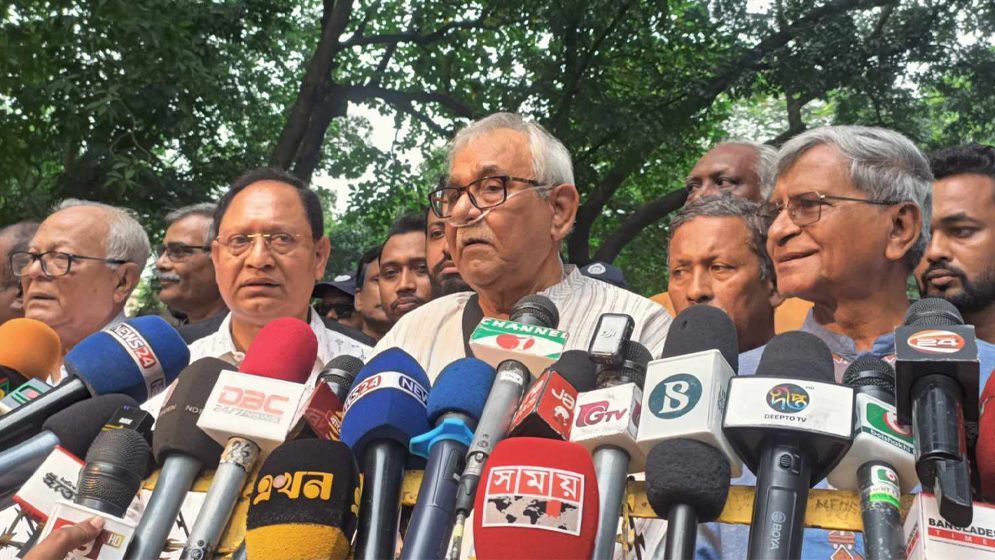 গণফোরামের পর এলডিপির সঙ্গে বৈঠকে ড. ইউনূস, প্রতিনিধি দলে রয়েছেন যারা