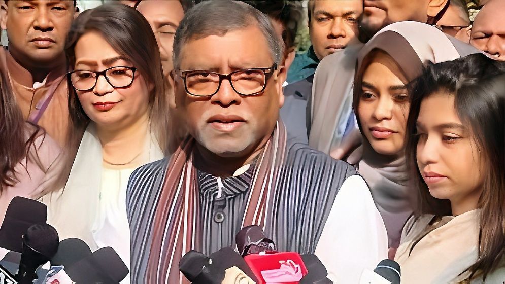শাবানাকে নিয়ে রাক্ষসী সিন্ডিকেট: সাবেক স্বাস্থ্যমন্ত্রী জাহিদ মালেকের ভয়ংকর তথ্য প্রকাশ্যে