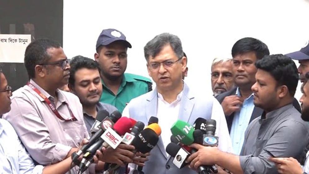 গুম-খুনের হোতা জিয়াউল আহসান আরাম-আয়েশে রয়েছেন