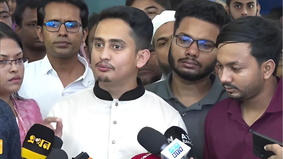 স্বাস্থ্য উপদেষ্টার অফিস করার কথা হাসপাতালে, মন্ত্রণালয়ে নয়: সারজিস