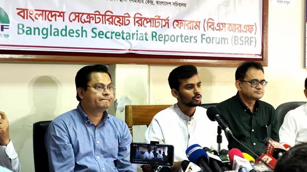 দ্রব্যমূল্যের সিন্ডিকেট ভাঙতে বিশেষ ক্ষমতা আইনে গ্রেপ্তার শুরু: উপদেষ্টা আসিফ