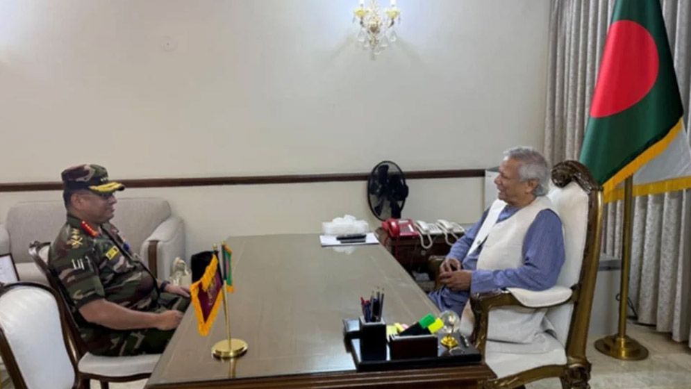 প্রধান উপদেষ্টার সঙ্গে সাক্ষাৎ, যে বিষয়ে অবহিত করলেন সেনাপ্রধান