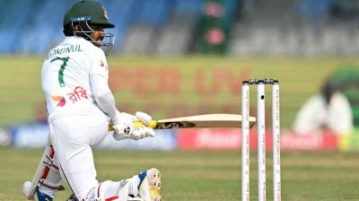 সাদমানের পর মুমিনুলকেও ফেরালেন রাবাদা