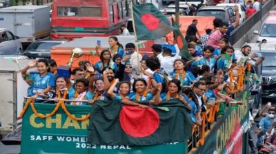 আজ দেশে ফিরছেন বাঘিনীরা, ছাদখোলা বাসে সংবর্ধনা 