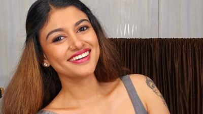 ঘনিষ্ঠ মুহূর্তের ভাইরাল ভিডিও কি অভিনেত্রী ওভিয়ার?