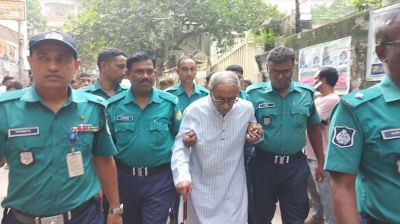 আদালতে বিচারকের কাছে যে আকুতি জানালেন শাহরিয়ার কবির