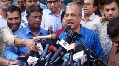 দুর্গাপূজায় কোনো নিরাপত্তাঝুঁকি নেই: স্বরাষ্ট্র উপদেষ্টা