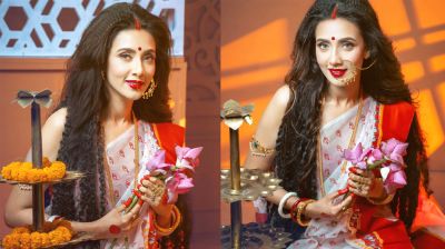 মহালয়ার দিনে চমকে দিলেন বিদ্যা সিনহা মীম