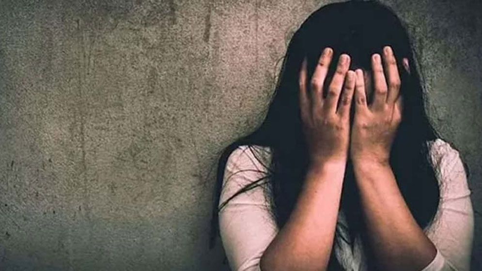 মা-মেয়েকে তুলে নিয়ে ধর্ষণ, আটক ২