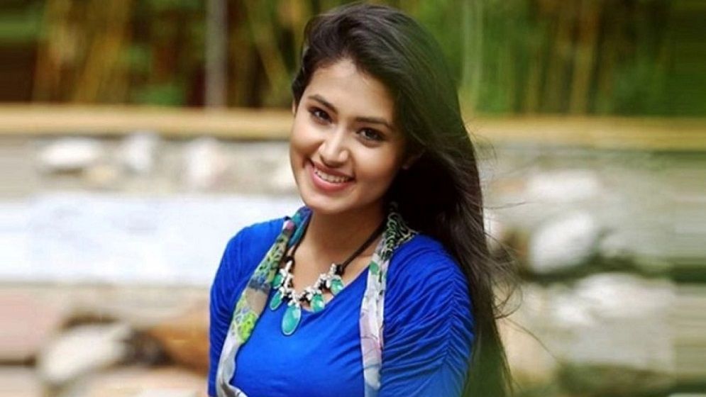 কটাক্ষের শিকার তাসনিয়া ফারিণ