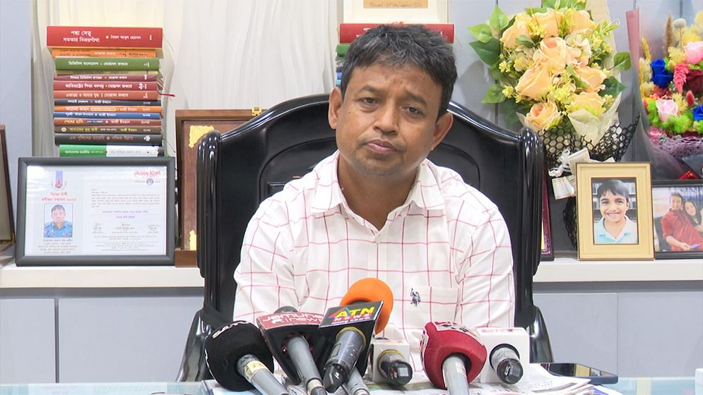 ডিবি হারুনের ব্যাংক হিসাব জব্দ