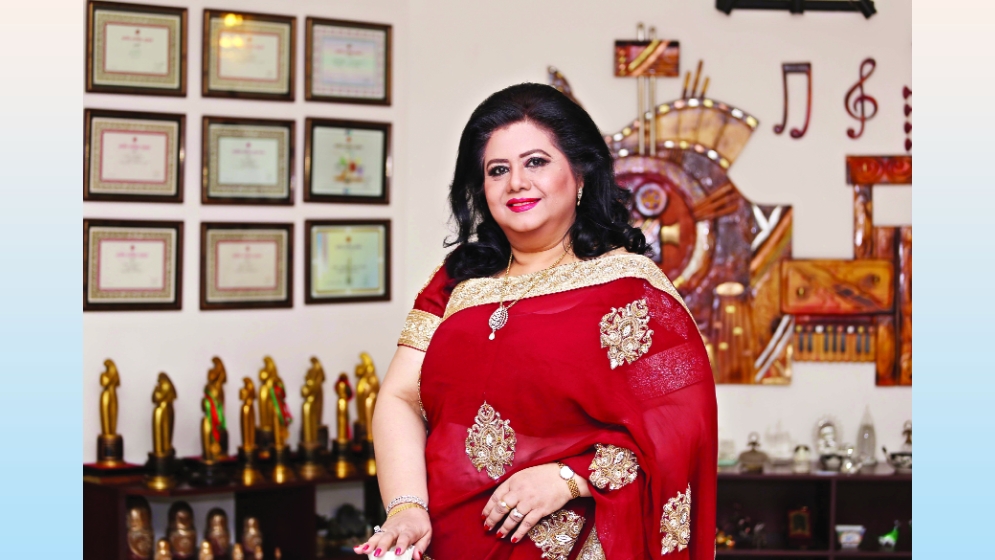 ‘তিন-চার দিন ধরে আমরা গান নিয়ে গবেষণা করতাম’