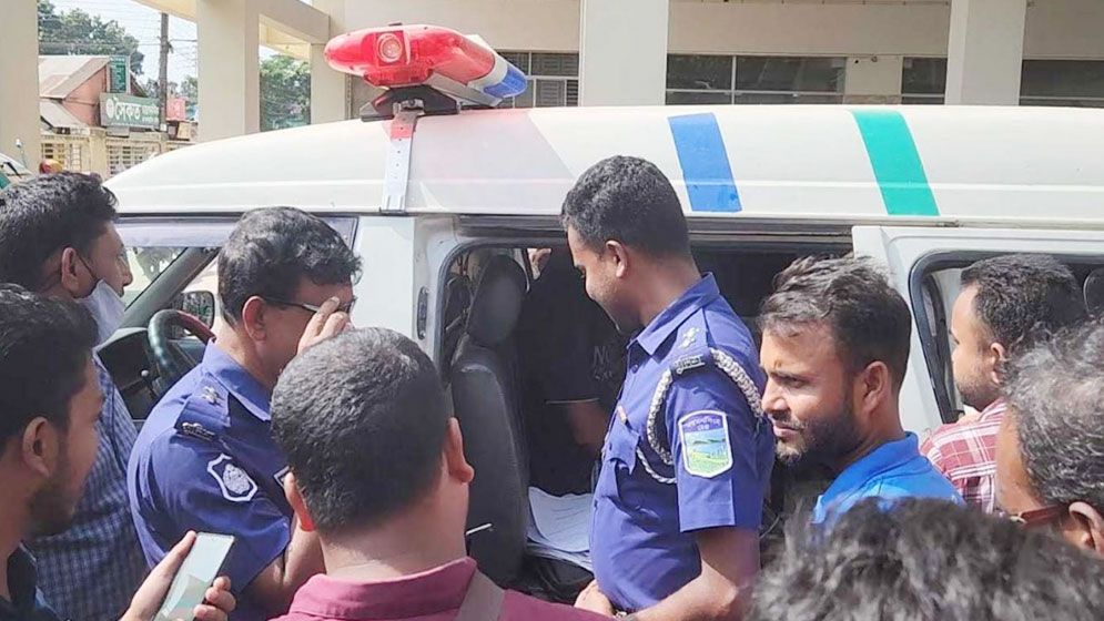 কলমাকান্দায় বিদ্যুৎস্পৃষ্টে সাবেক সেনাসদস্যসহ ২ জন নিহত
