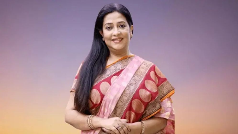 বিদেশ যাওয়ার উদ্দেশে বিমানবন্দরে সুবর্ণা, আটকে দিলো পুলিশ