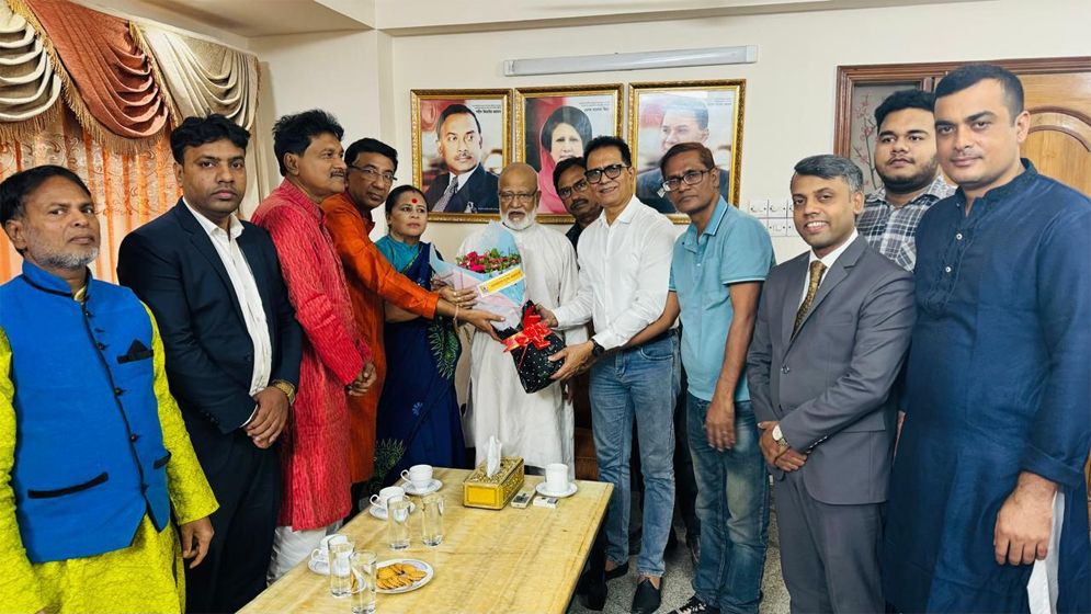 রেইনবো নেশন গড়তে ঐক্যবদ্ধ হওয়া প্রয়োজন: খন্দকার মোশাররফ