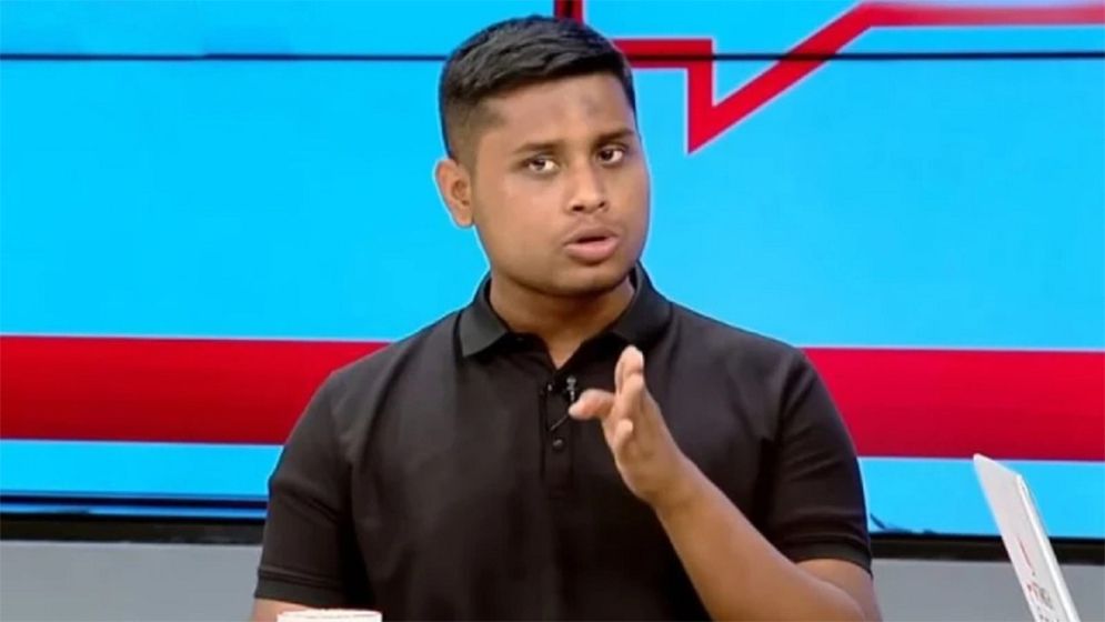 রাজনীতিবিদরা হাত মেলাচ্ছেন, বিপ্লবীদের ফাঁসির দড়ি এগিয়ে আসছে