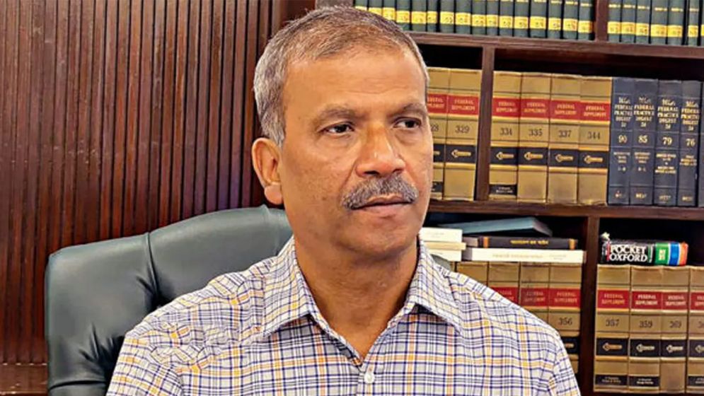 ঢালাও মামলায় অন্তর্বর্তী সরকার বিব্রত: আইন উপদেষ্টা